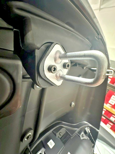 Indian Pursuit and Roadmaster Trunk Latch Risers