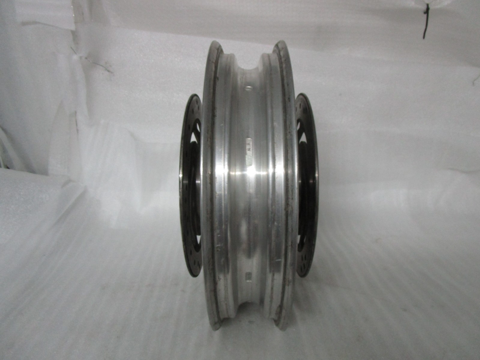 2008 Harley Davidson Touring 9-Spoke Front Wheel 16×3