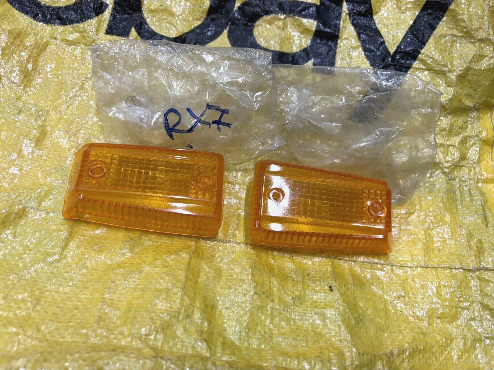 YAMAHA 135 RXZ RXZ135 RXZ-135 Lens Flasher Signal Winker NEW x2 Thailand