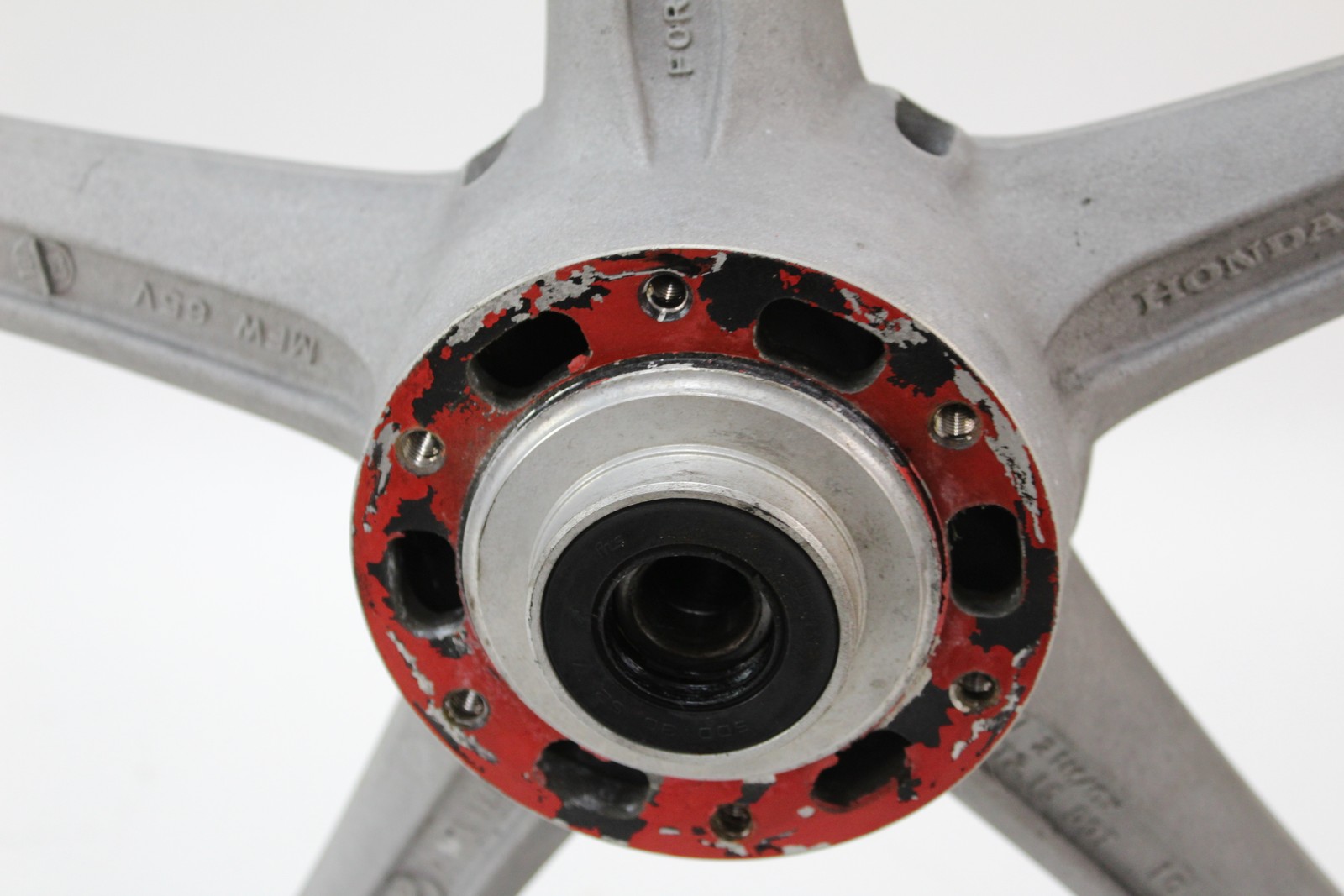 2010 10 Honda VTX 1300CS Sabre Front Rim Wheel Straight 21×2.15″
