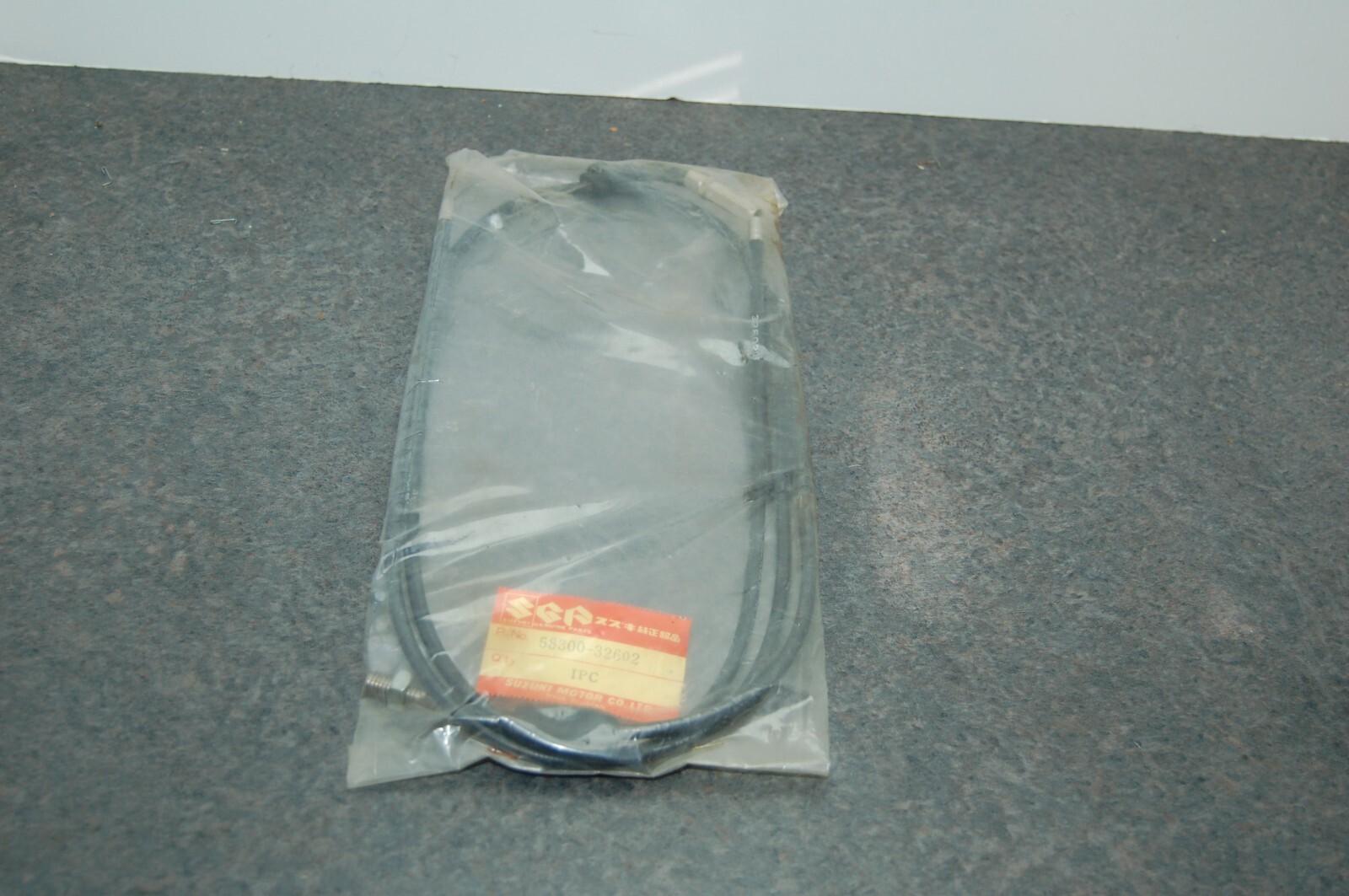 NOS GENUINE SUZUKI 58300-32602 THROTTLE CABLE OEM NEW OLD STOCK FACTORY PART