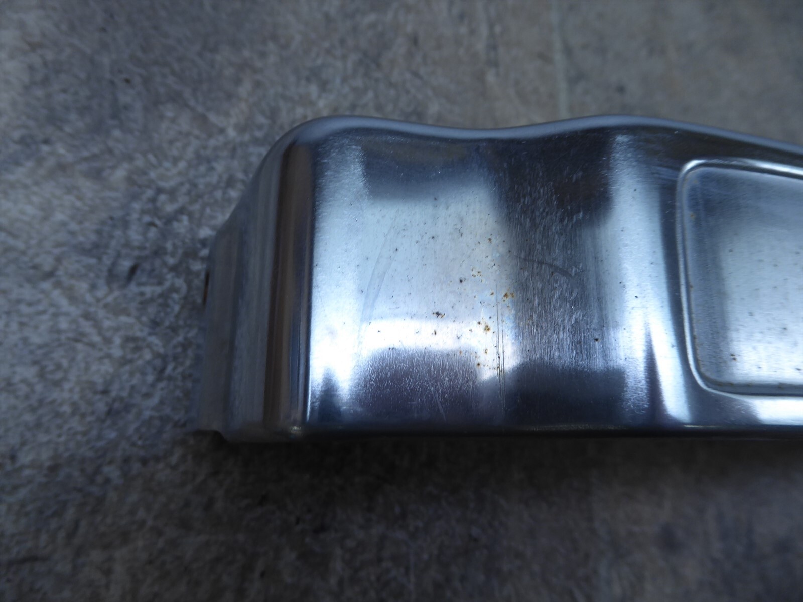1981 Suzuki GS1000 S488-1. chrome fork trim cover