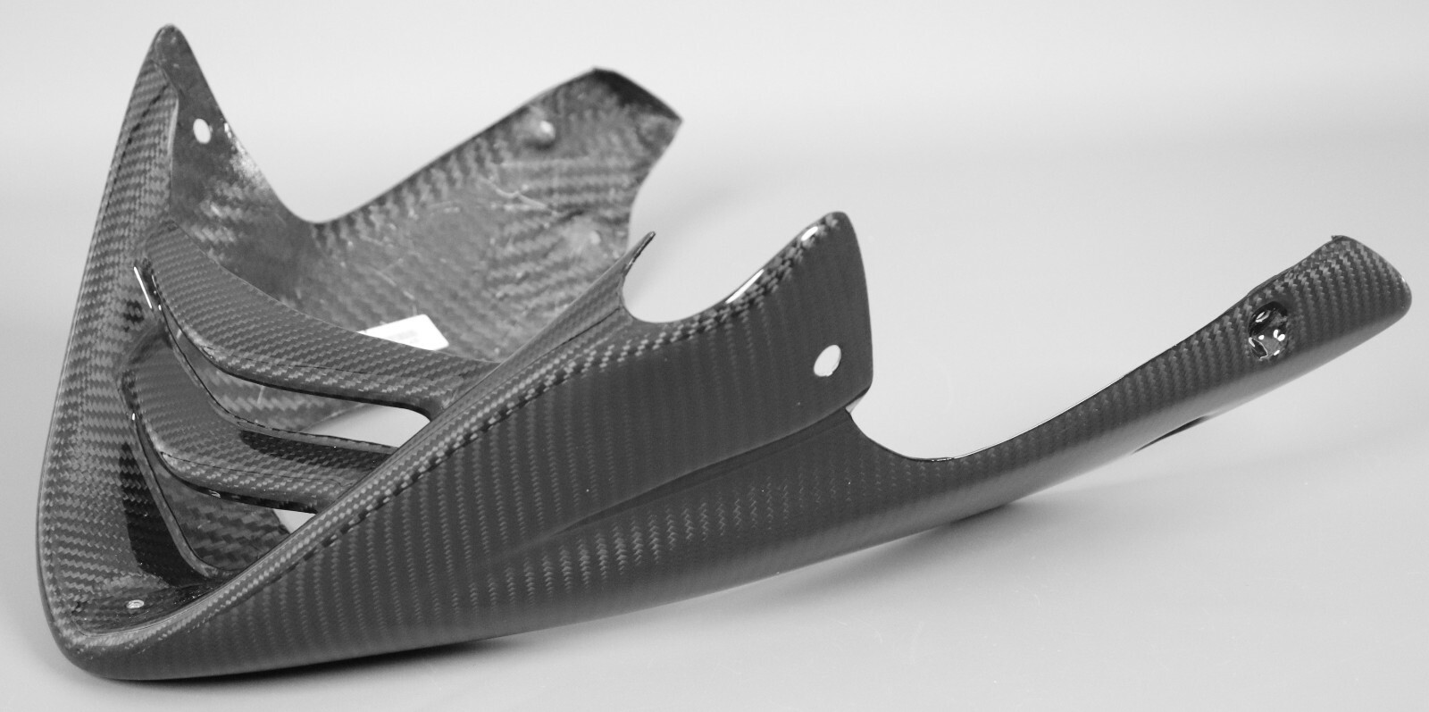 2001-2005 Yamaha FZS1000 Fazer Lower Cowl – 100% Carbon Fiber (1st Generation)