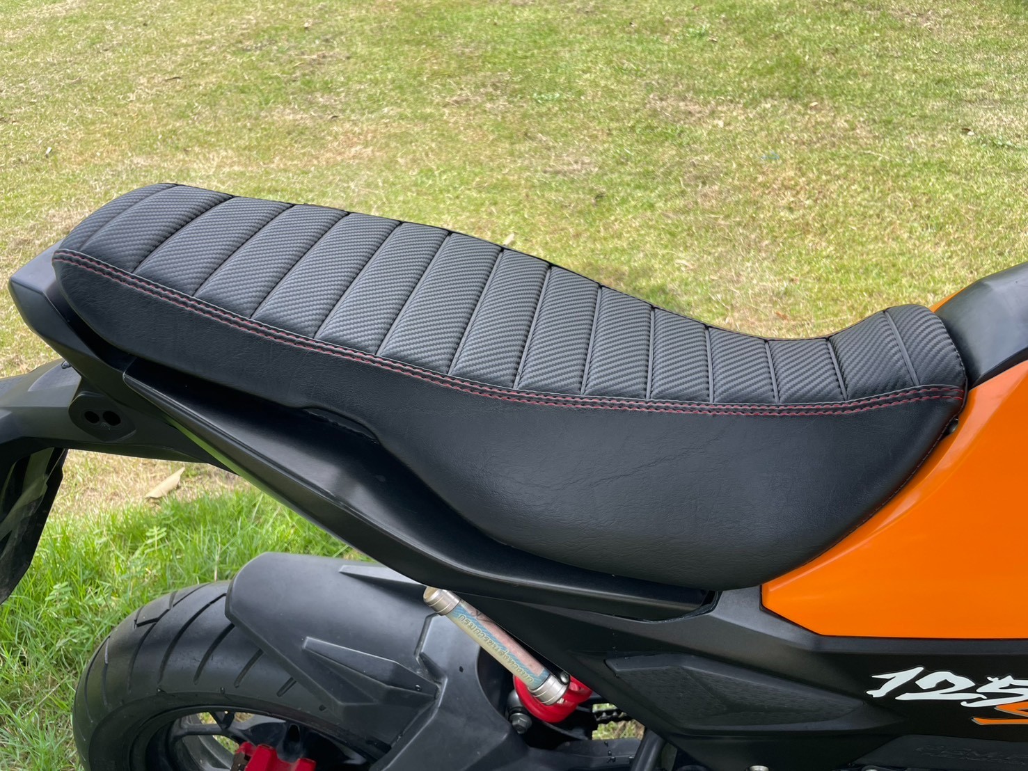 Honda grom 125 msx125 2017 2018 2019 2020 flat complete seats red Stitch v.29