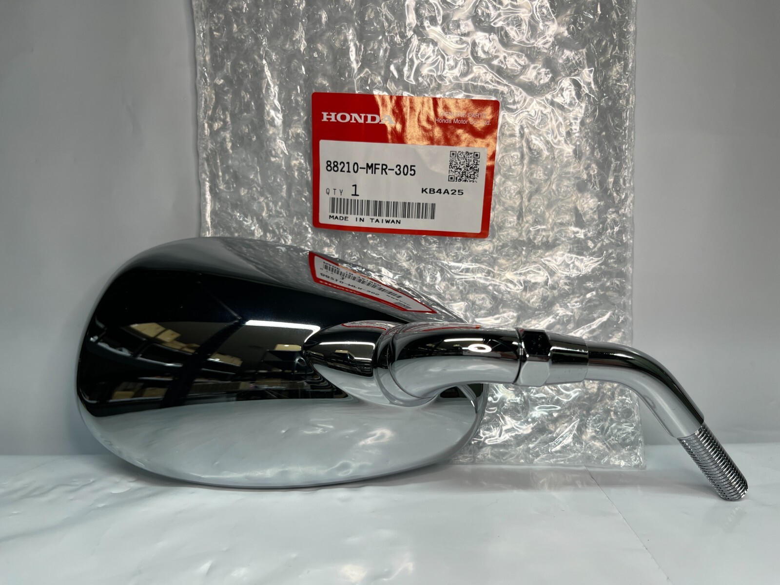 HONDA CHROME OEM RIGHT SIDE REAR VIEW MIRROR New 88210-MFR-305
