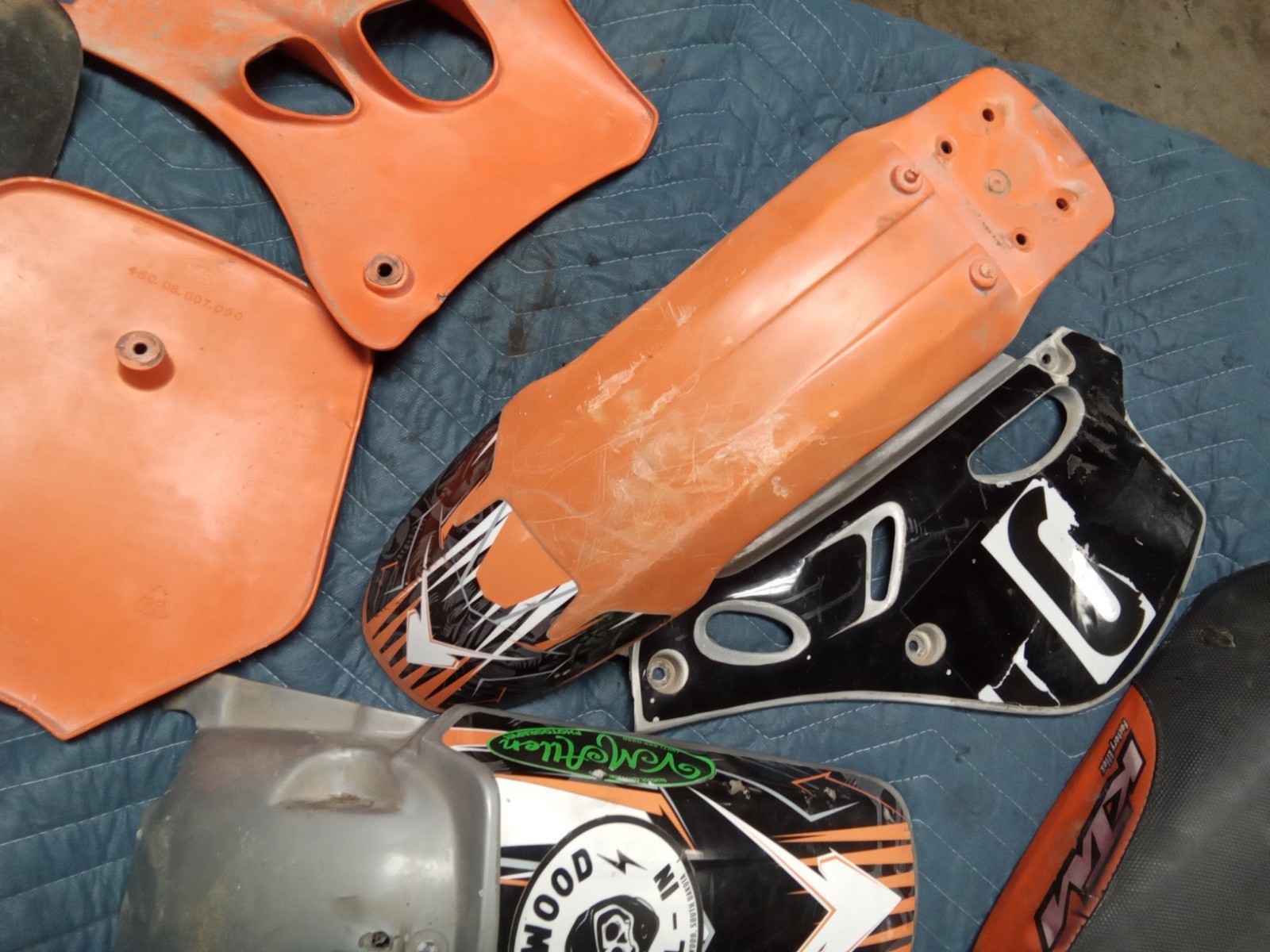 2001 KTM 65SX 65 OEM PLASTICS BODY KIT FENDERS PANELS FAIRINGS SEAT