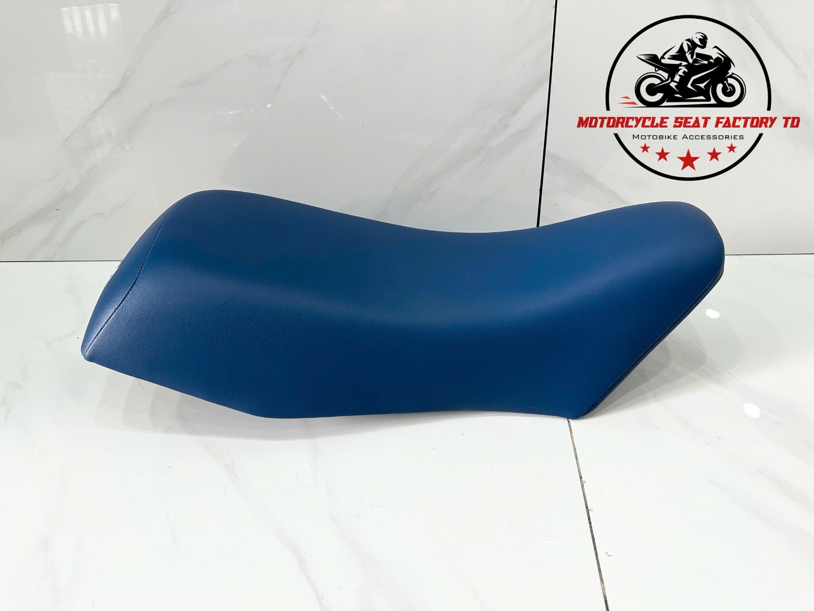 86 – 87 Honda TRX70 TRX 70 New Complete Blue Motorcycle Metal Pan Seat Saddle.
