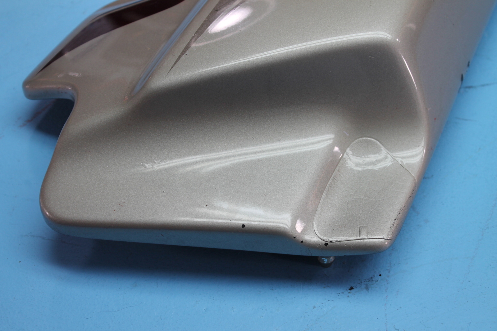 1420 98 HARLEY-DAVIDSON ROAD KING LEFT SIDE FRAME ELECTRICAL COVER FAIRING