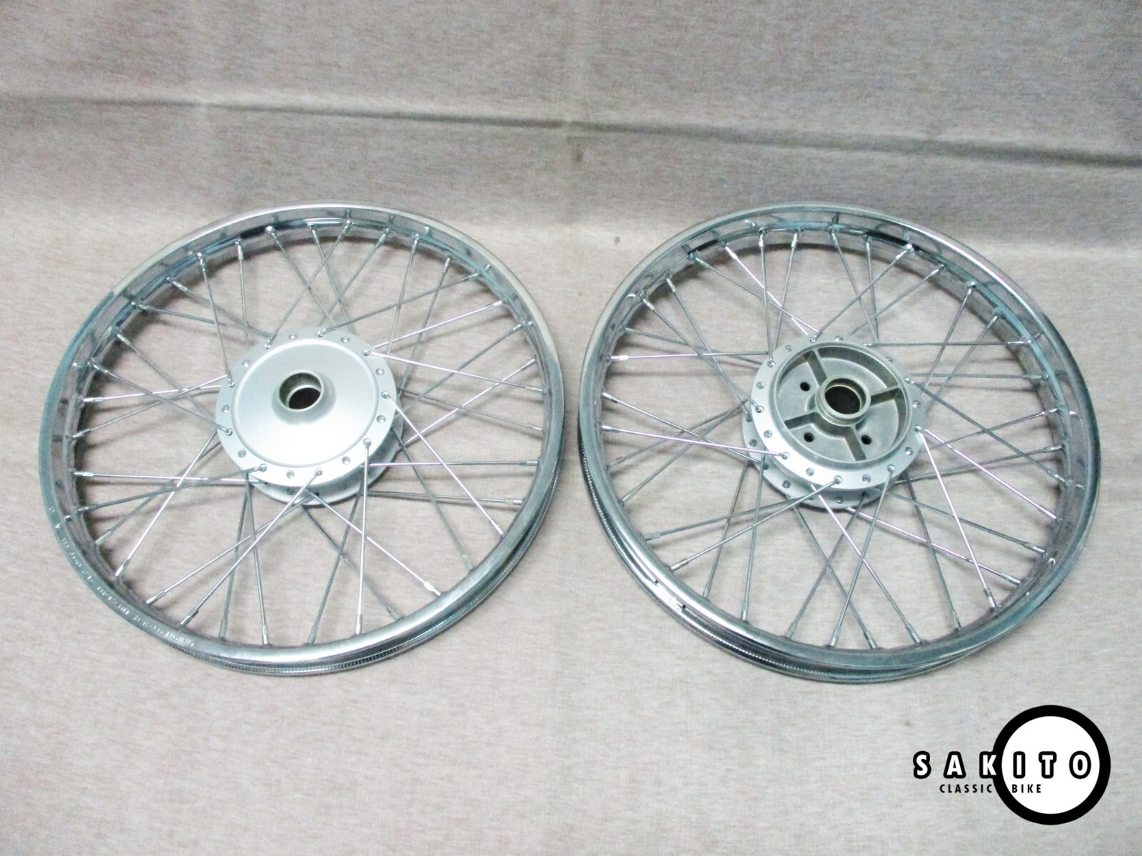 Fit YAMAHA YL2 FRONT & REAR WHEEL SILVER SIZE 18″/18″ [sa401]