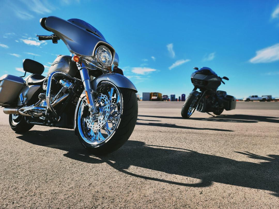 180/50-23 Avon Cobra Chrome Fat Bagger Tires