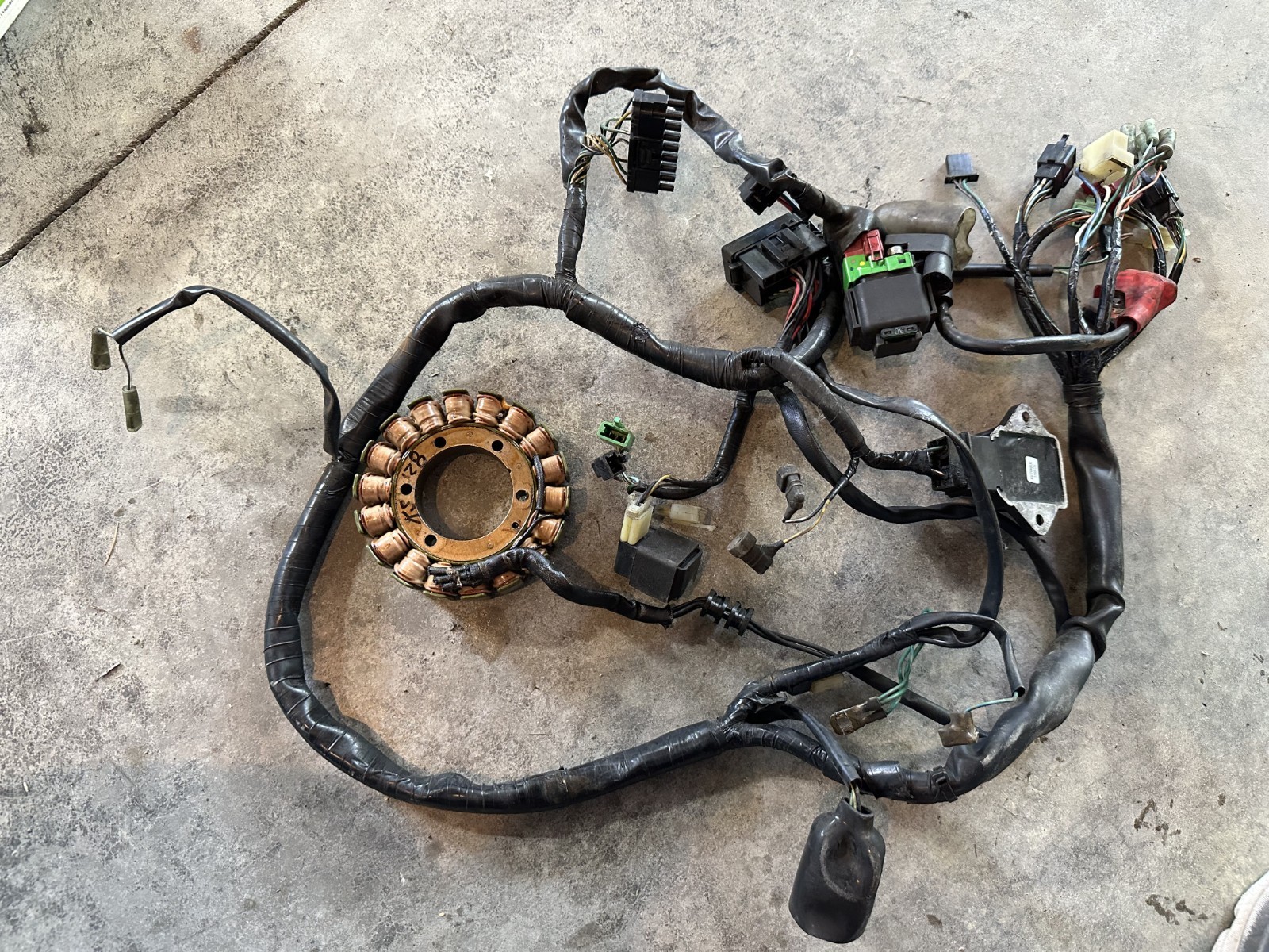 1999 HONDA SHADOW ELECTRICAL WIRING HARNESS STATOR SOLENOID RECTIFIER VT750