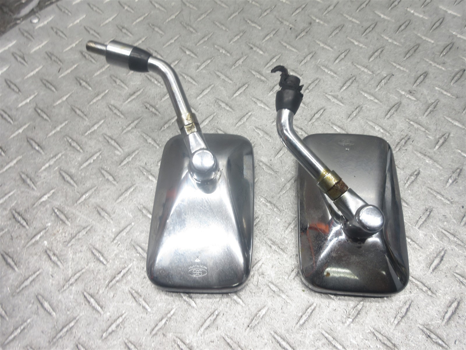 2004 99-07 Honda VLX 600 Deluxe VT600CD Left Right Side Mirror Rearview Pair Set