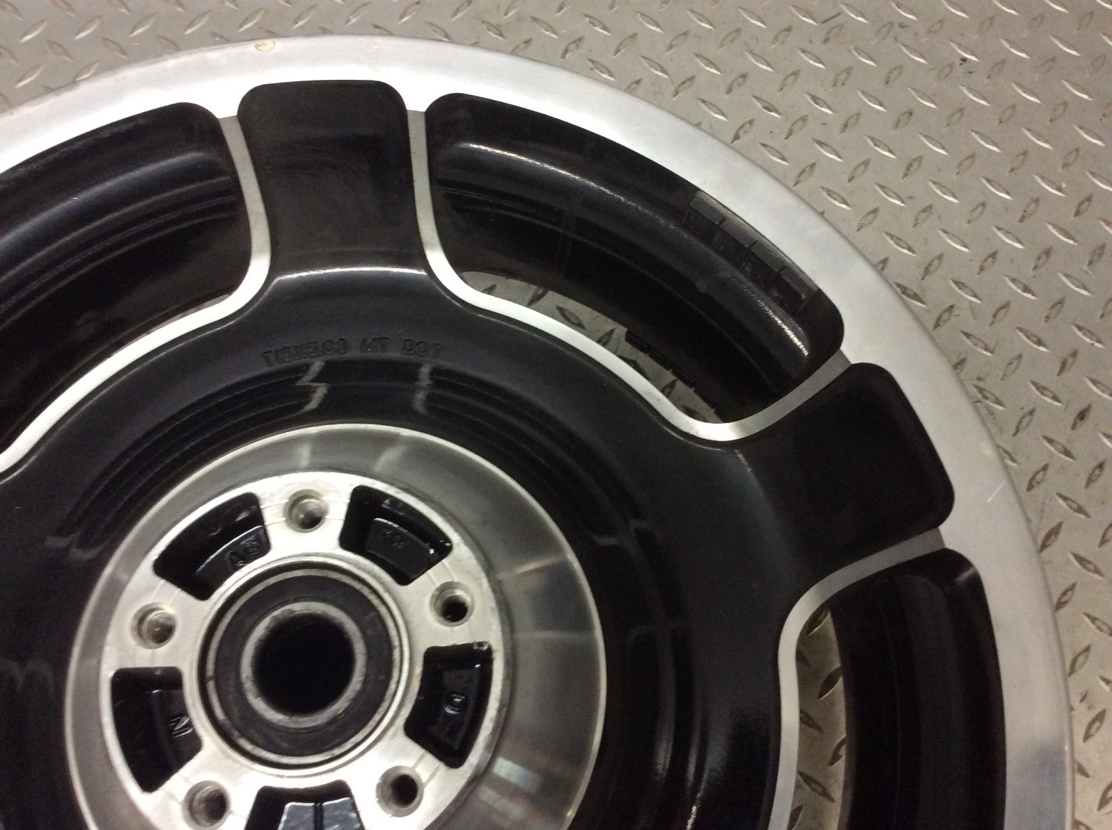 09-25 Harley Davidson Touring 5 Spoke Airstrike Rear Rim Wheel 16×5 25mm