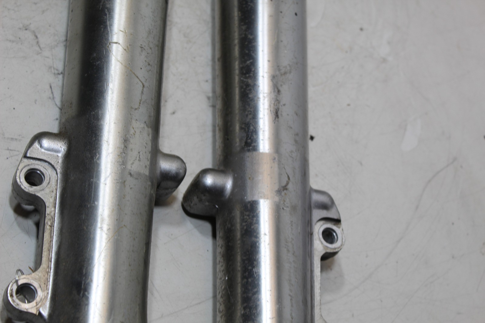 00-06 Harley Touring OEM Front Fork Leg Set Pair Straight No Oil