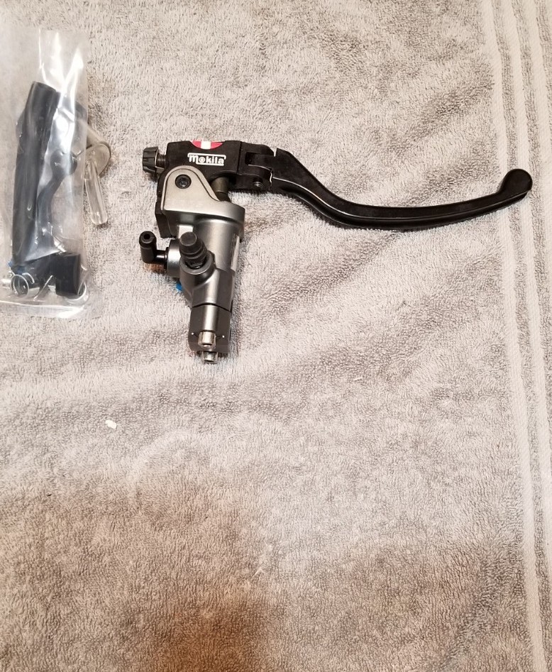 MOKILA Radial Master Cylinder RIGHT SIDE Stunt brake 18×20 RCS19 Grey Gray
