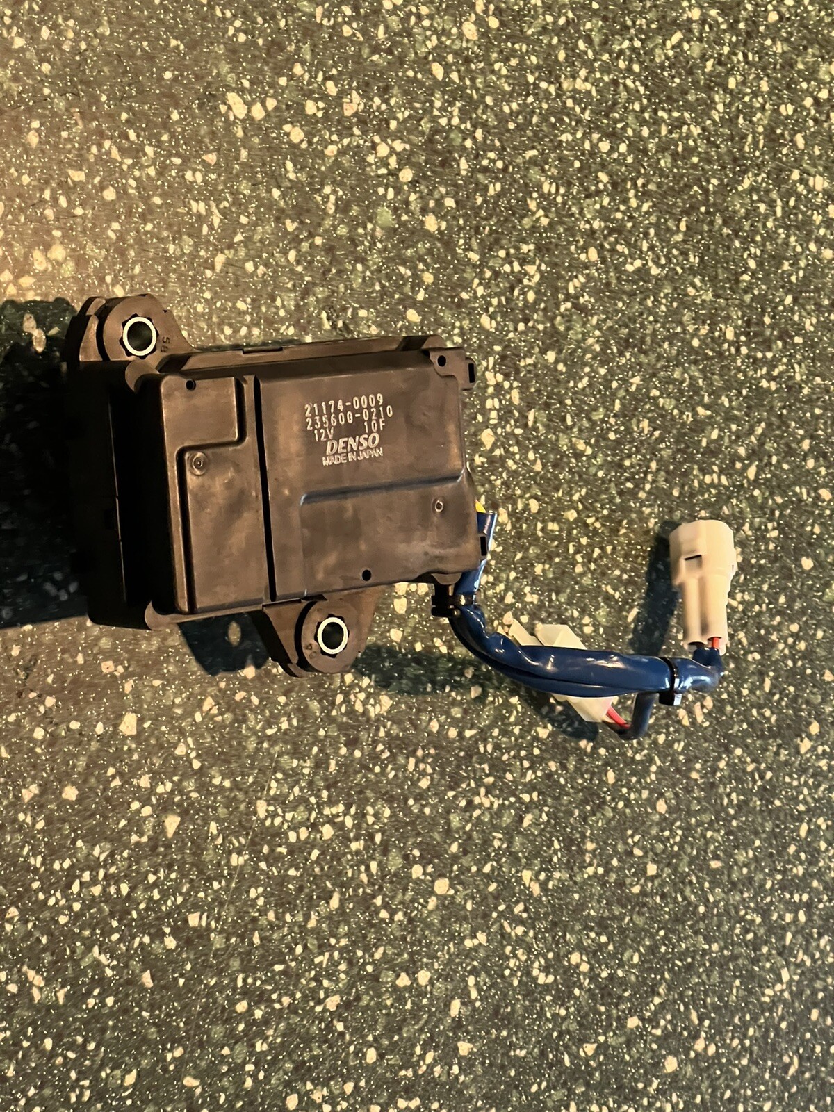 21 22 23 Kawasaki ZX10R ZX10 OEM Exhaust Servo Motor Assembly Denso Less Than 1K
