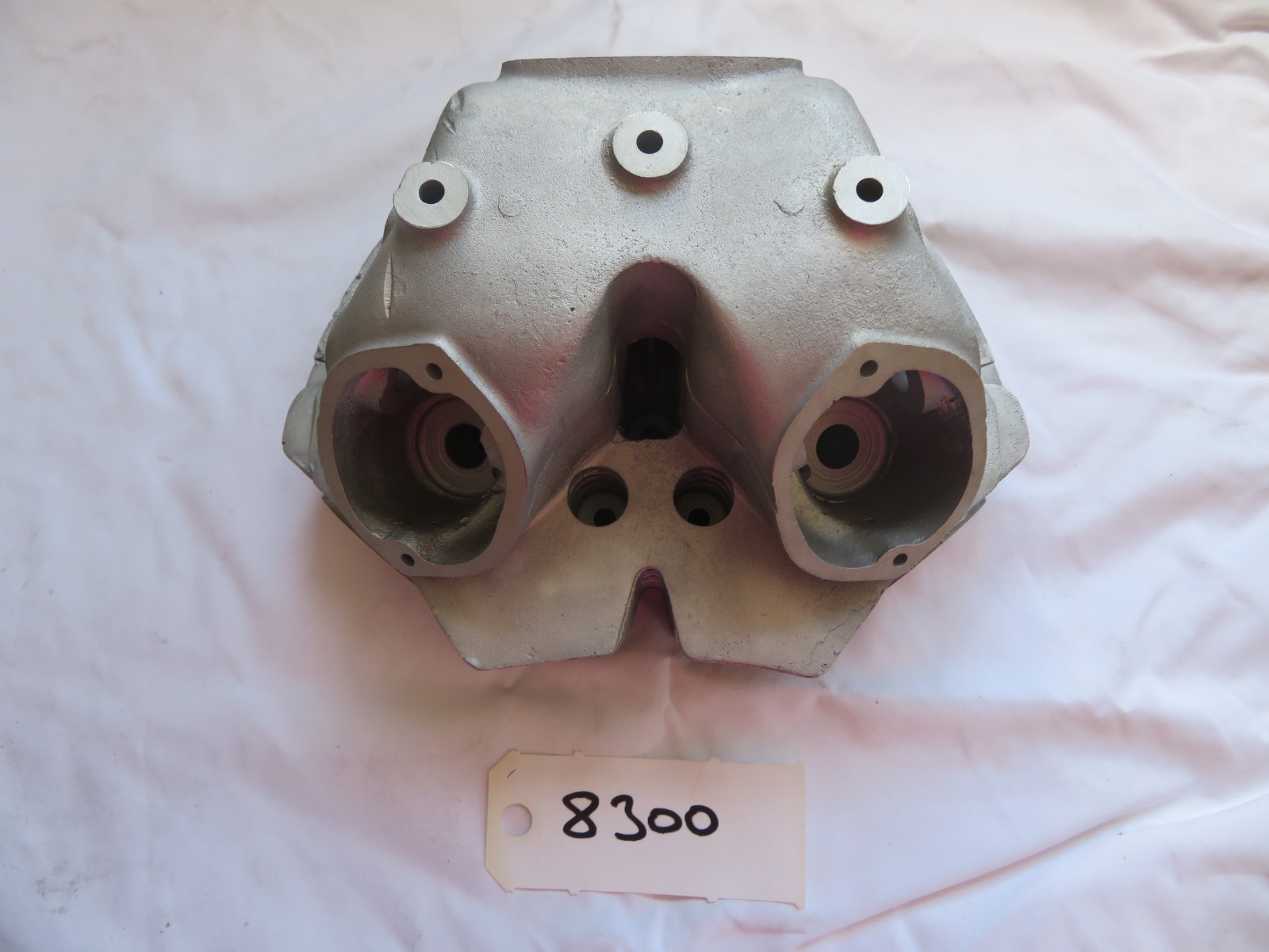 8300A – CYLINDER HEAD – NORTON 850CC P/NO. 063807 – ALLUMINIUM – NEW UNFINISHED
