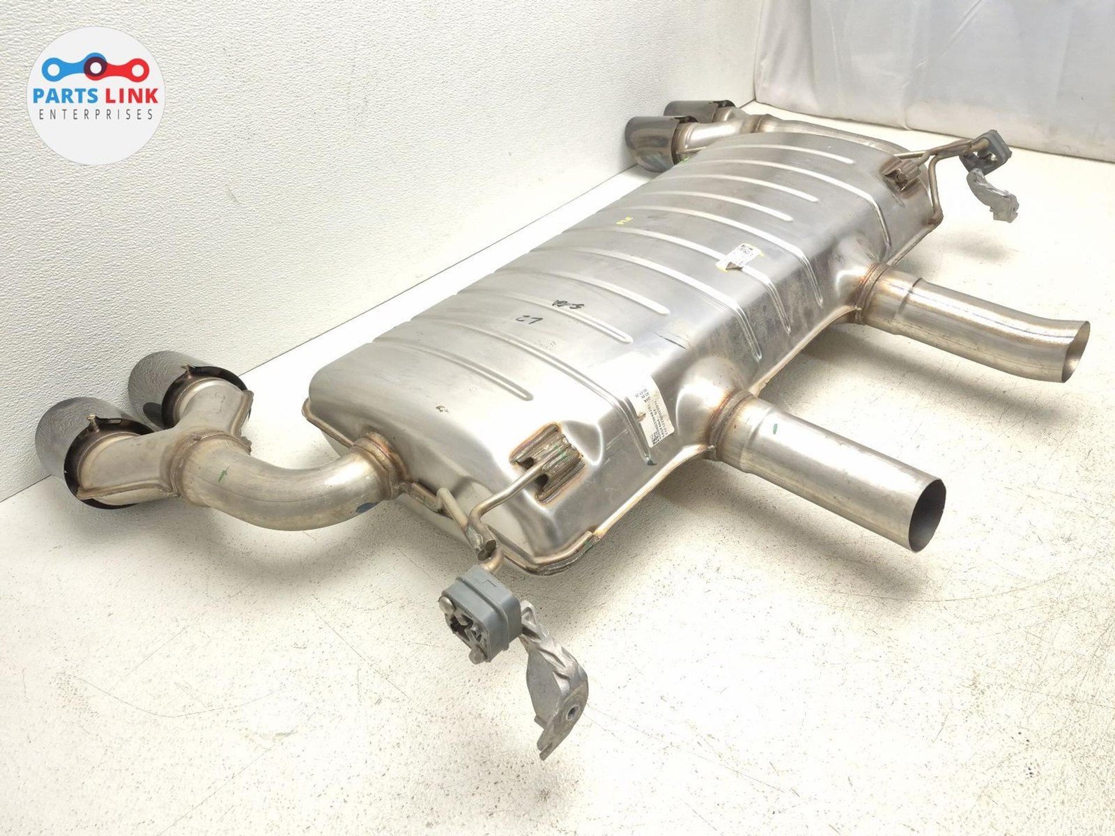 2025 BMW X3 M50 Rear Exhaust Muffler Baffle End Tip Pipe Assembly 3.0L G45