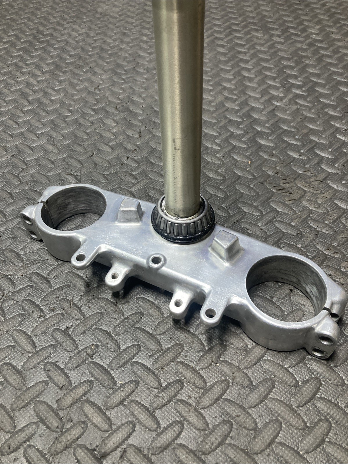 1994 YZ125 YZ250 WR250 Lower Triple Clamp OEM USED GOOD CONDITION (56mm Fork)