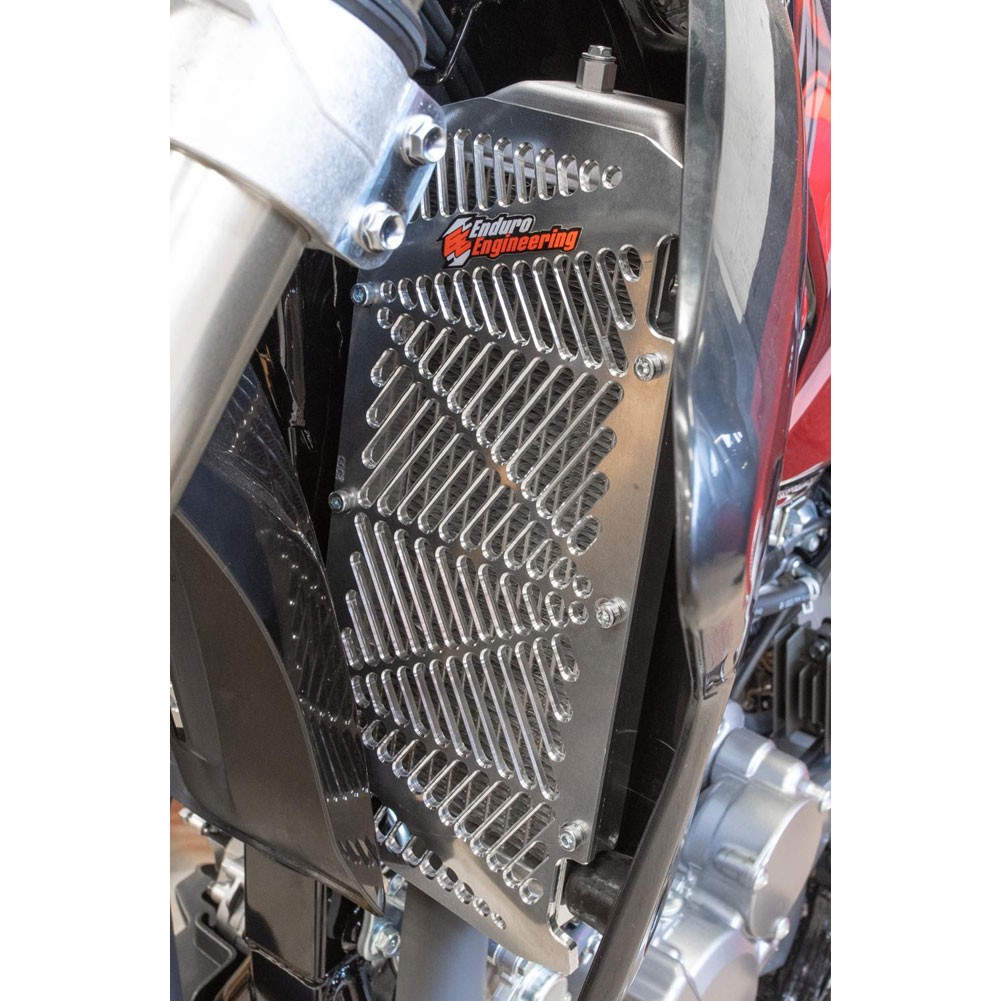 Enduro Engineering Radiator Guards For SUZUKI DRZ400 DRZ400E DRZ400S 2000-2024