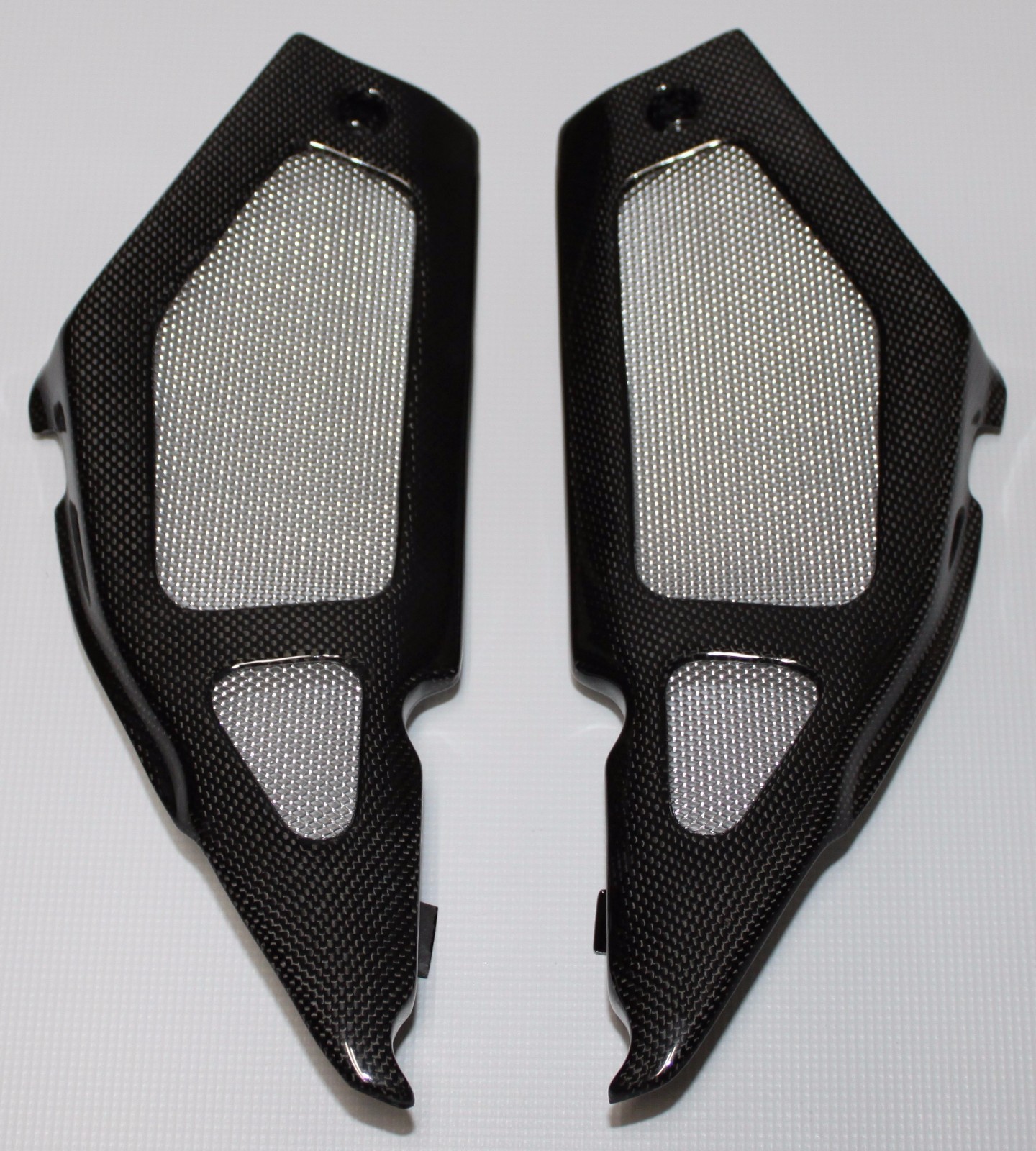 Carbon Fiber Tank Side Panels for Aprilia (RSV Tuono 02-05) (RSV Mille 01-03)