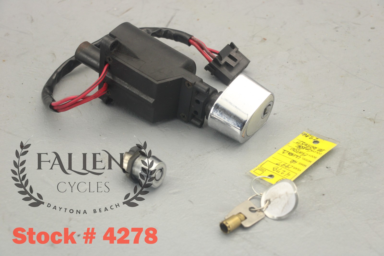 1997 Harley Electra Glide Ignition Switch Knob & Housing Assembly + KEY #4278