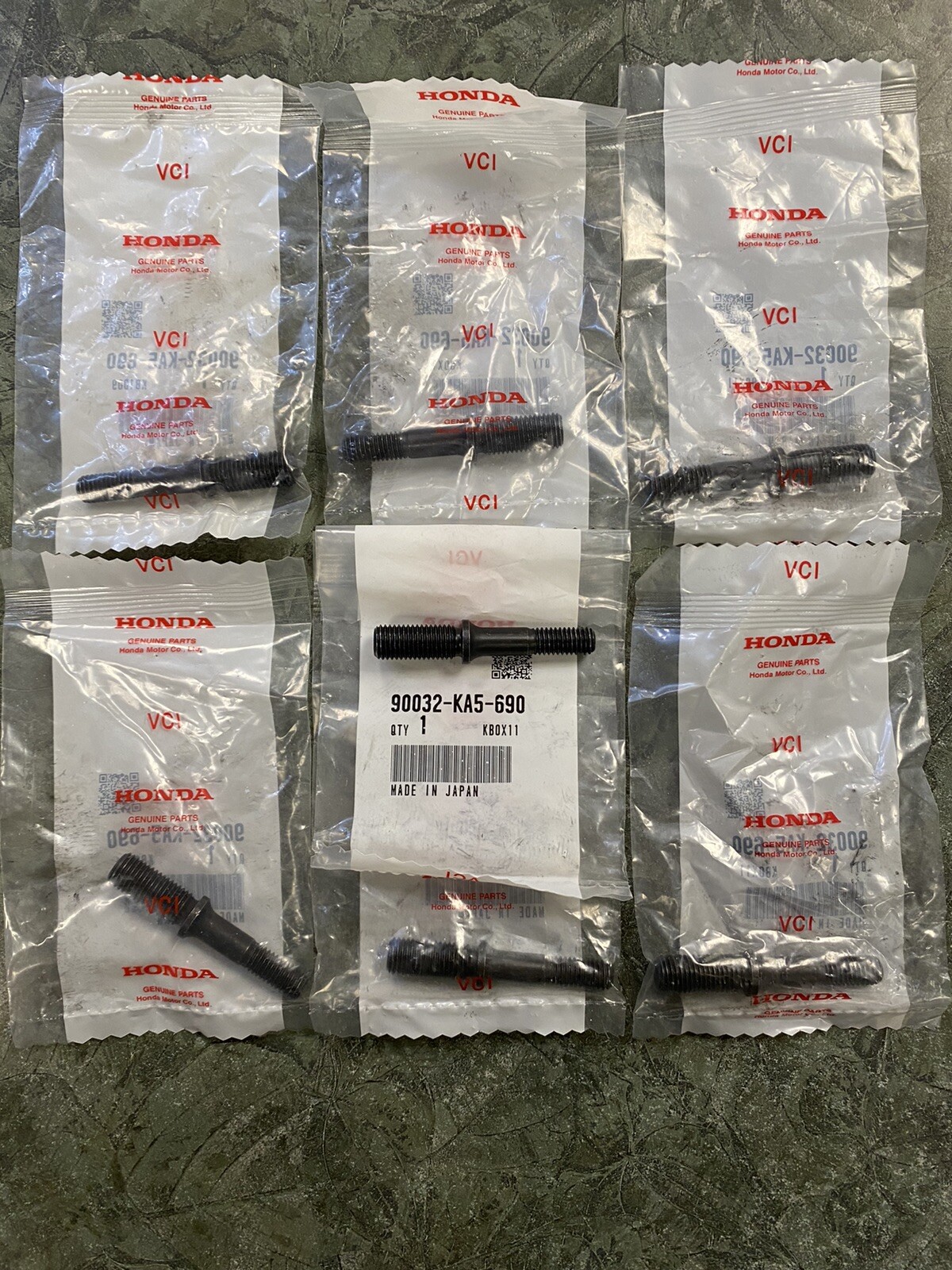Pack Of 7 Honda Cylinder Head Studs 1985-2001 CR500R CR 500 90032-KA5-690 OEM