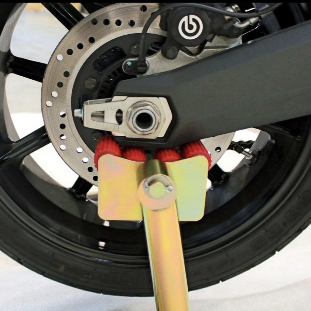 Pitbull motorcycle stand Ducati Scrambler 800 / Monster 797