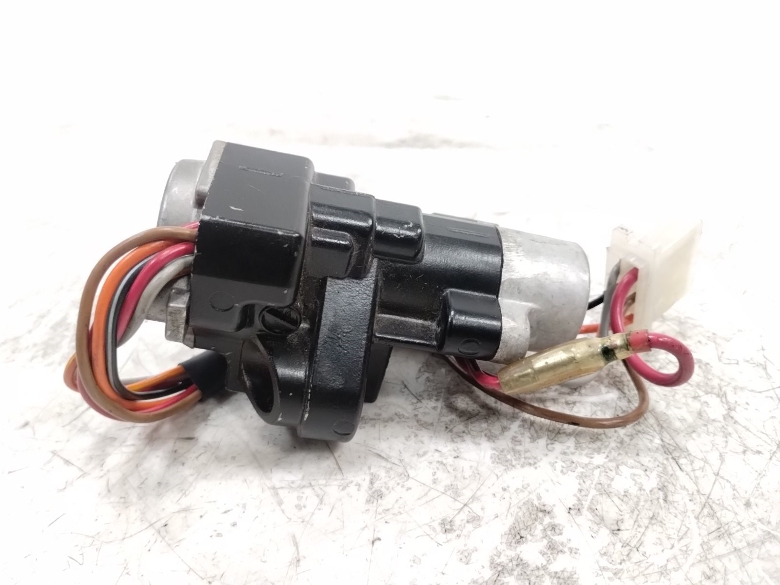 2009 1999-2010 Suzuki GZ250 Ignition Switch Lock WITH KEYS