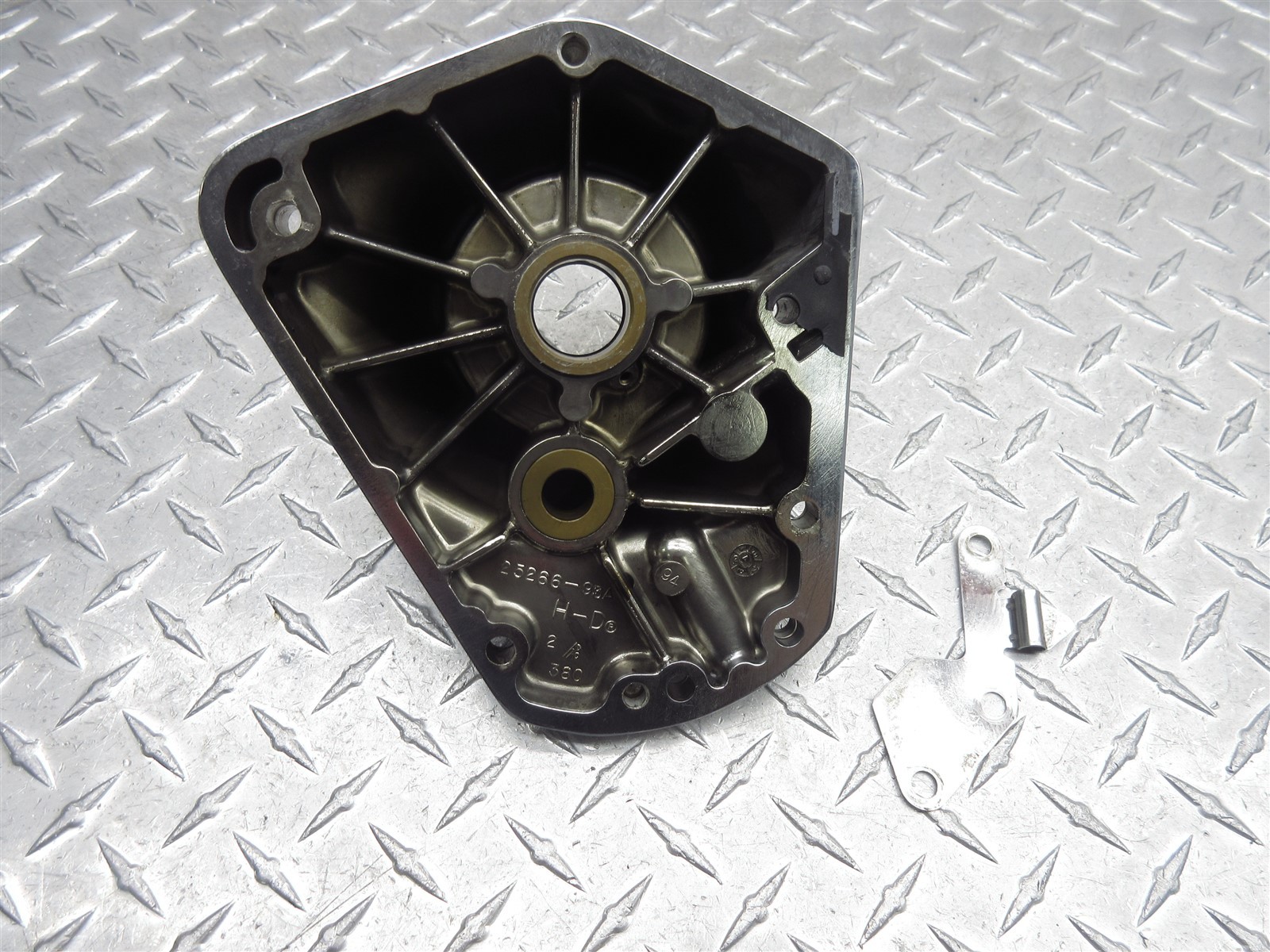 1994 Harley Electra Glide Classic FLHTCU Camshaft Engine Timing Cam Side Cover