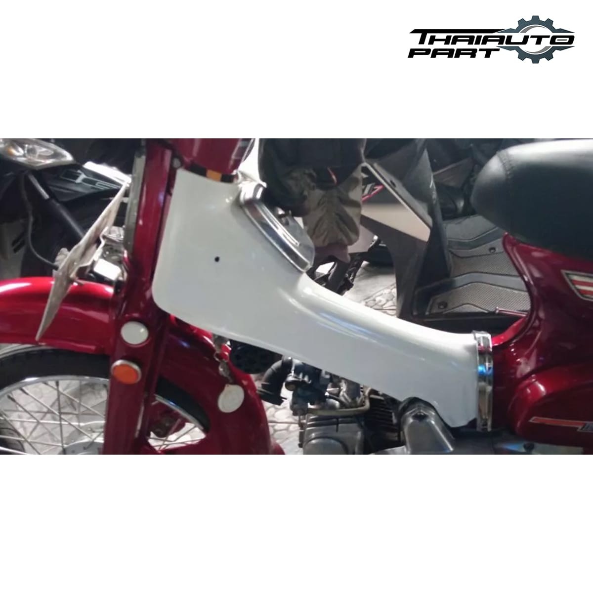 Leg Shield Center Engine Cover Plastic White Metal Band Honda C70 Passport