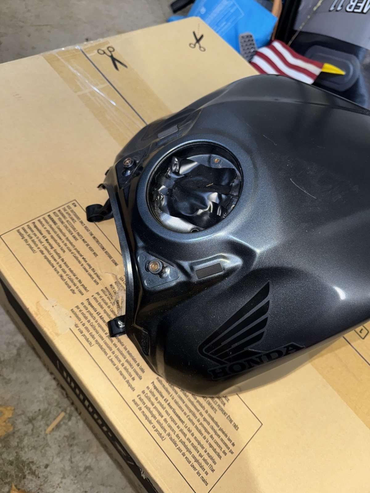 2019-2025 Honda CB650R Fuel Tank – Black/gray