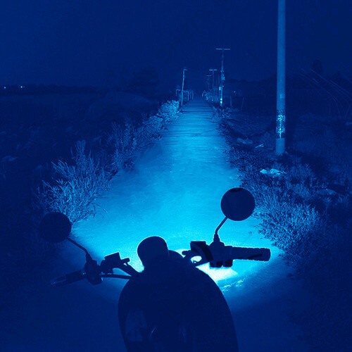 2PC 3570 8000K LED headlight bulbs for Yamaha XT225 2001-2007 motorcycle 12v DC