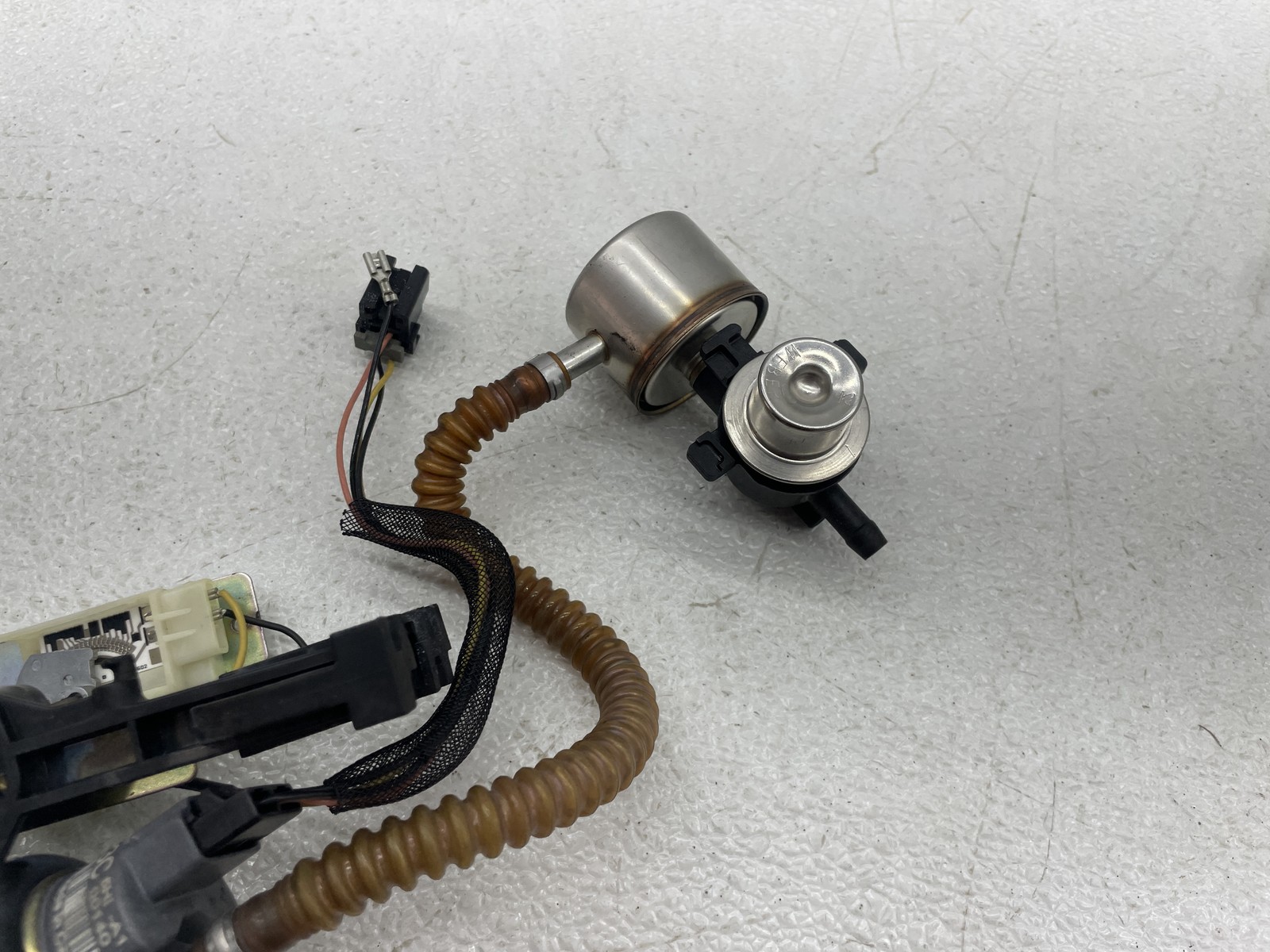 00-06 HARLEY-DAVIDSON ELECTRA GLIDE ULTRA CLASSIC FUEL PUMP W/ SENDING UNIT