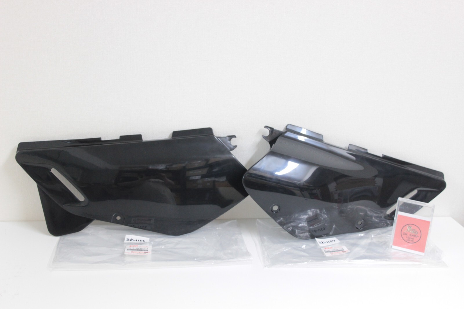 SUZUKI 1996 – 2020 DR650SE BLACK SIDE FRAME COVERS OEM LEFT & RIGHT in stock