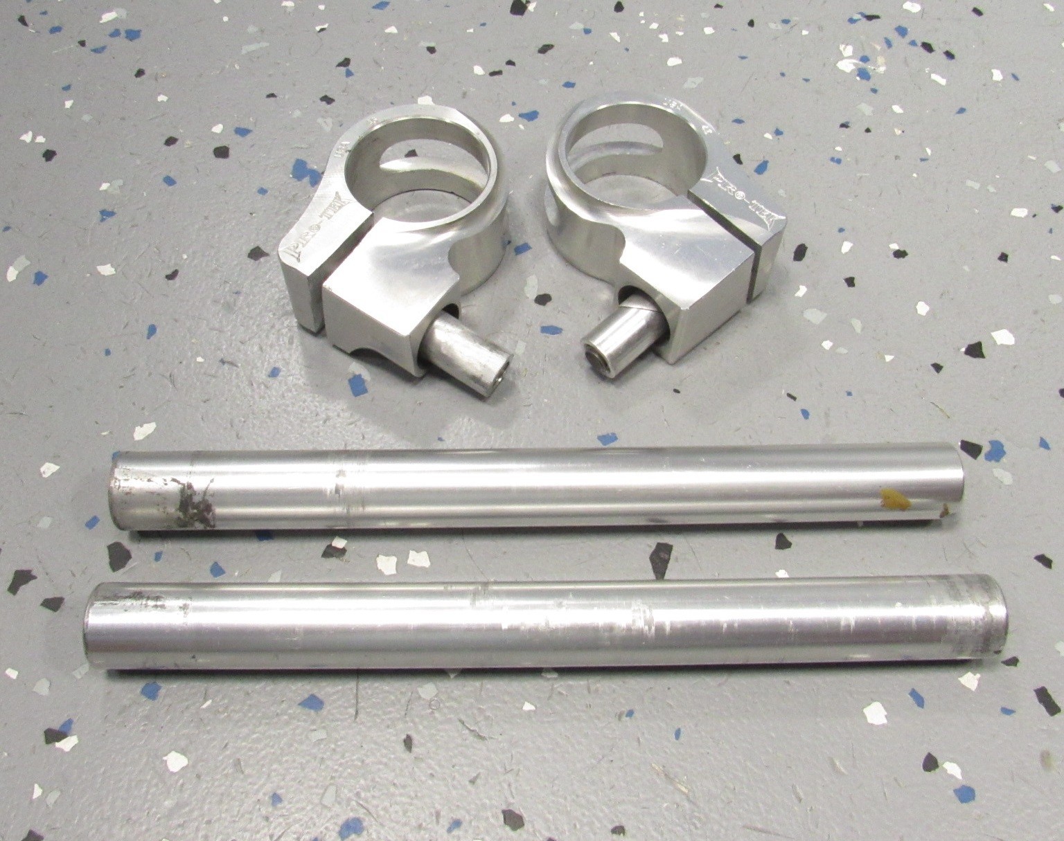 PRO-TEK 45mm Clip-On Handlebar Set / L&R Handle Bar 96-03 GSXR600 93-99 CBR900RR