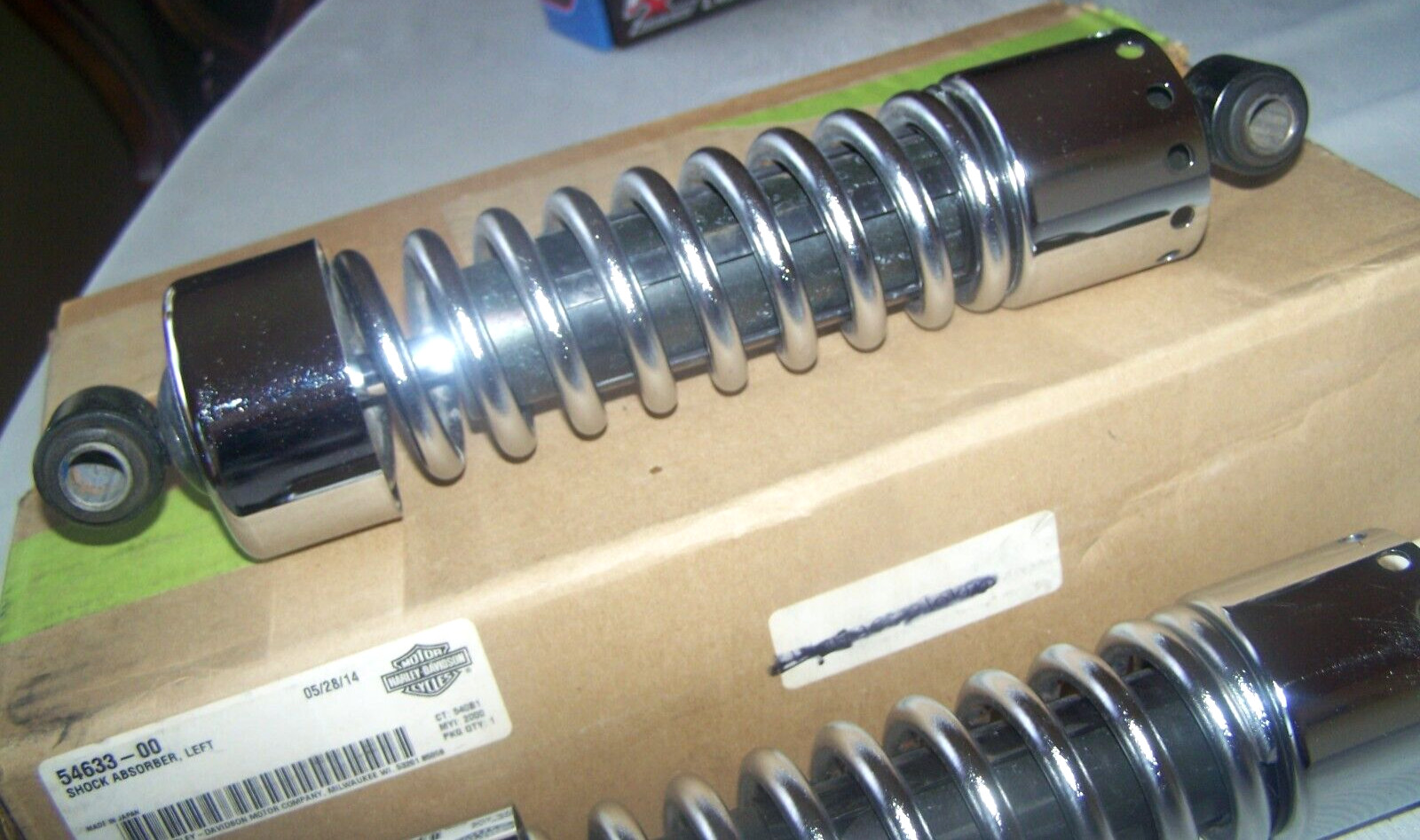 Harley Davidson OE Chrome Shock Absorber Set Left Right 54633 & 54634 Boxed