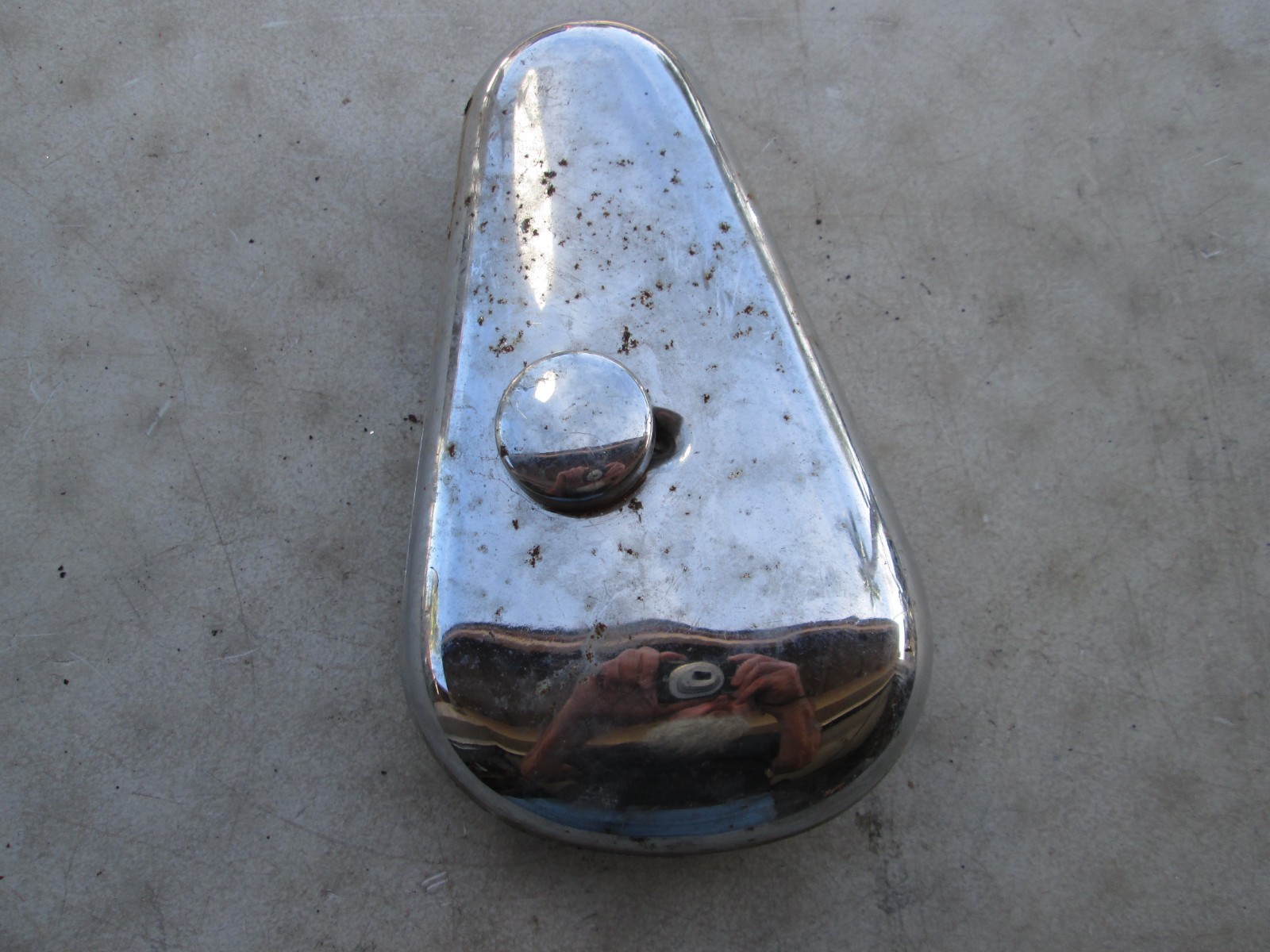 Harley-Davidson Chrome and Black Smooth Toolbox Panhead FL FLH 1958-1965 OEM