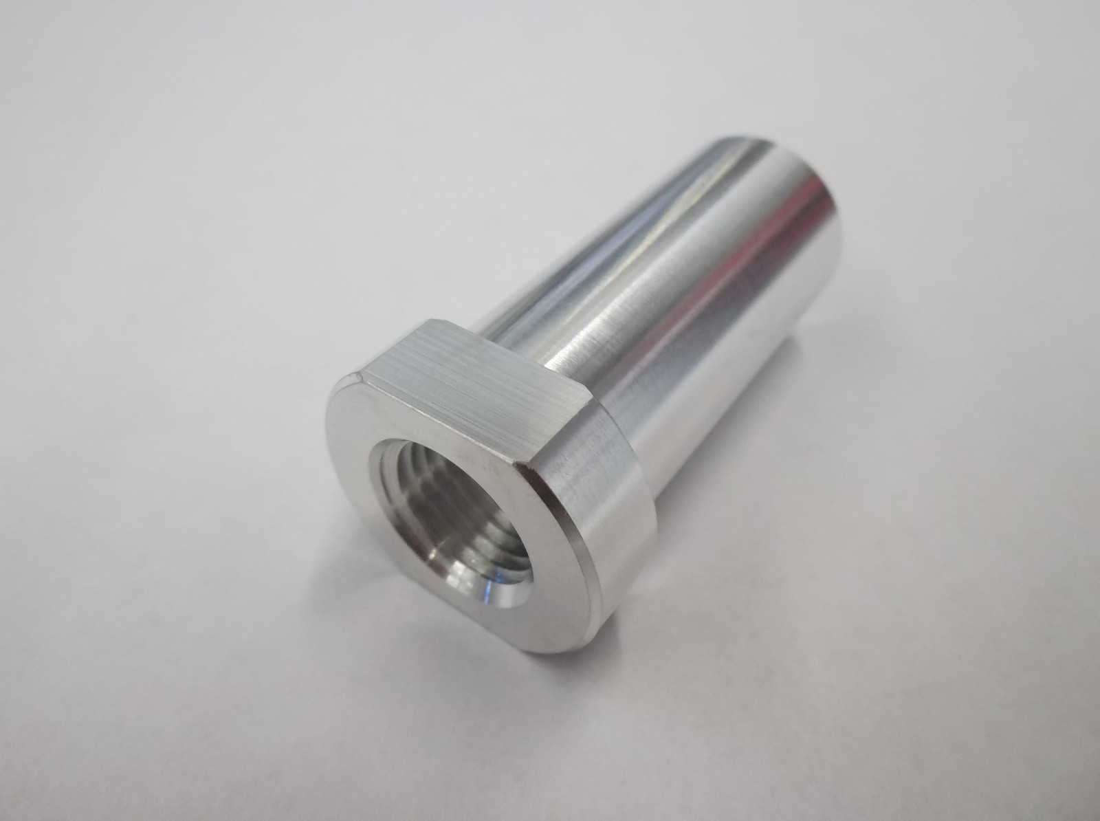 Maico 1979 Threaded Axle Bushing – CNC Machined VMX Racing Components – Magnum 2