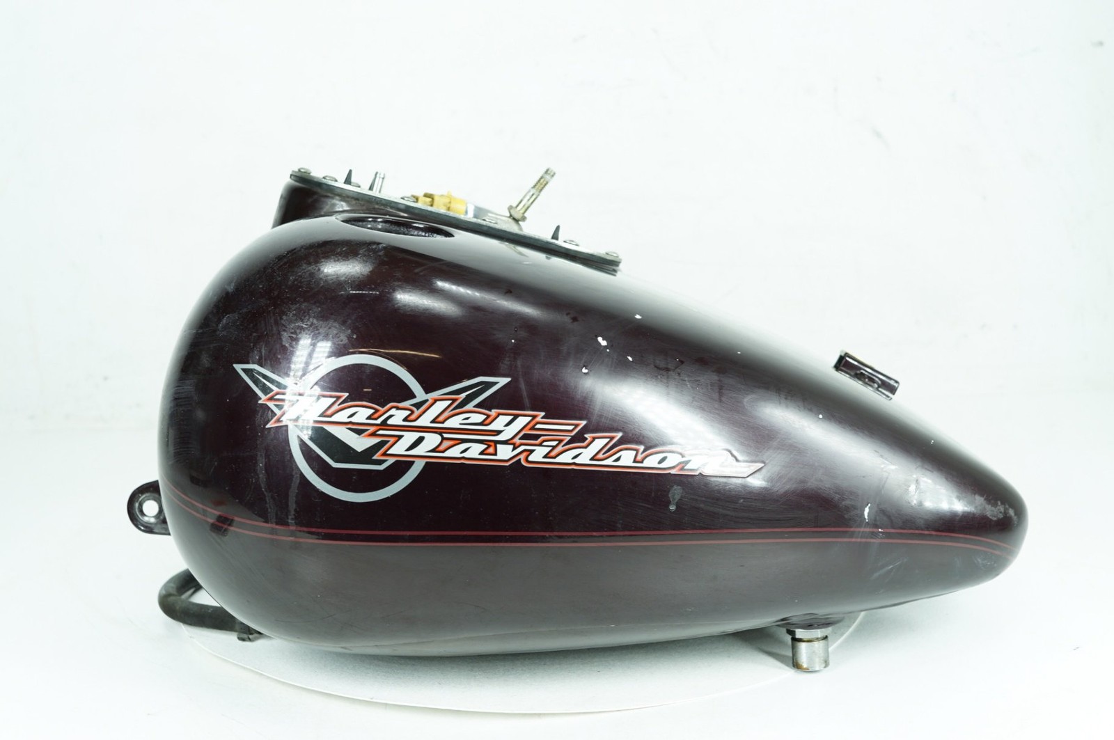 2006 Harley Touring FLHRI Road King OEM Fuel Gas Tank Gasoline Reservoir Dented