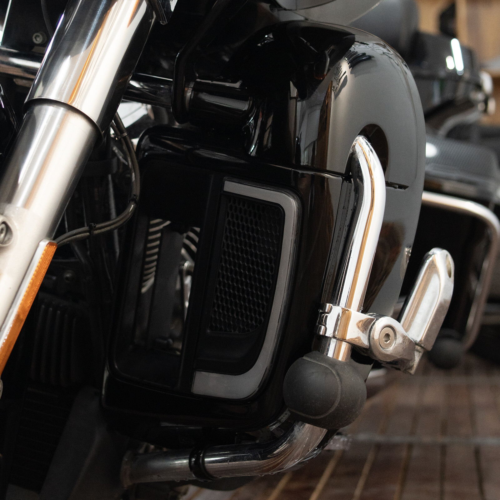 Lower Vented Leg Fairing Glove Box for Harley Davidson Road Glide 2006-2024
