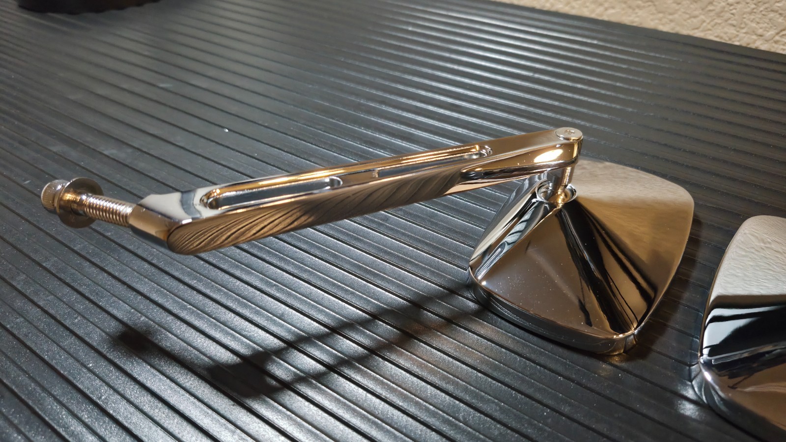 Drag Specialties Convex Rectangular Mirrors with Airstem for Harley Davidson