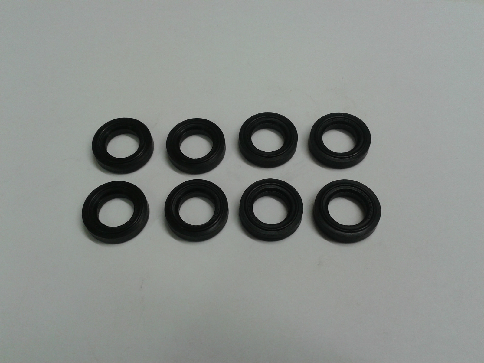 Triumph Thunderbird 900, Sport, Legend, Adventurer Cam Cover Seal Seals Set of 8
