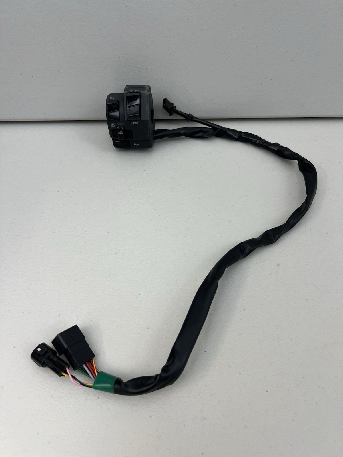 2016 13-18 Kawasaki Ninja ZX6R ZX636 Left Switch Handlebar Light Horn Control