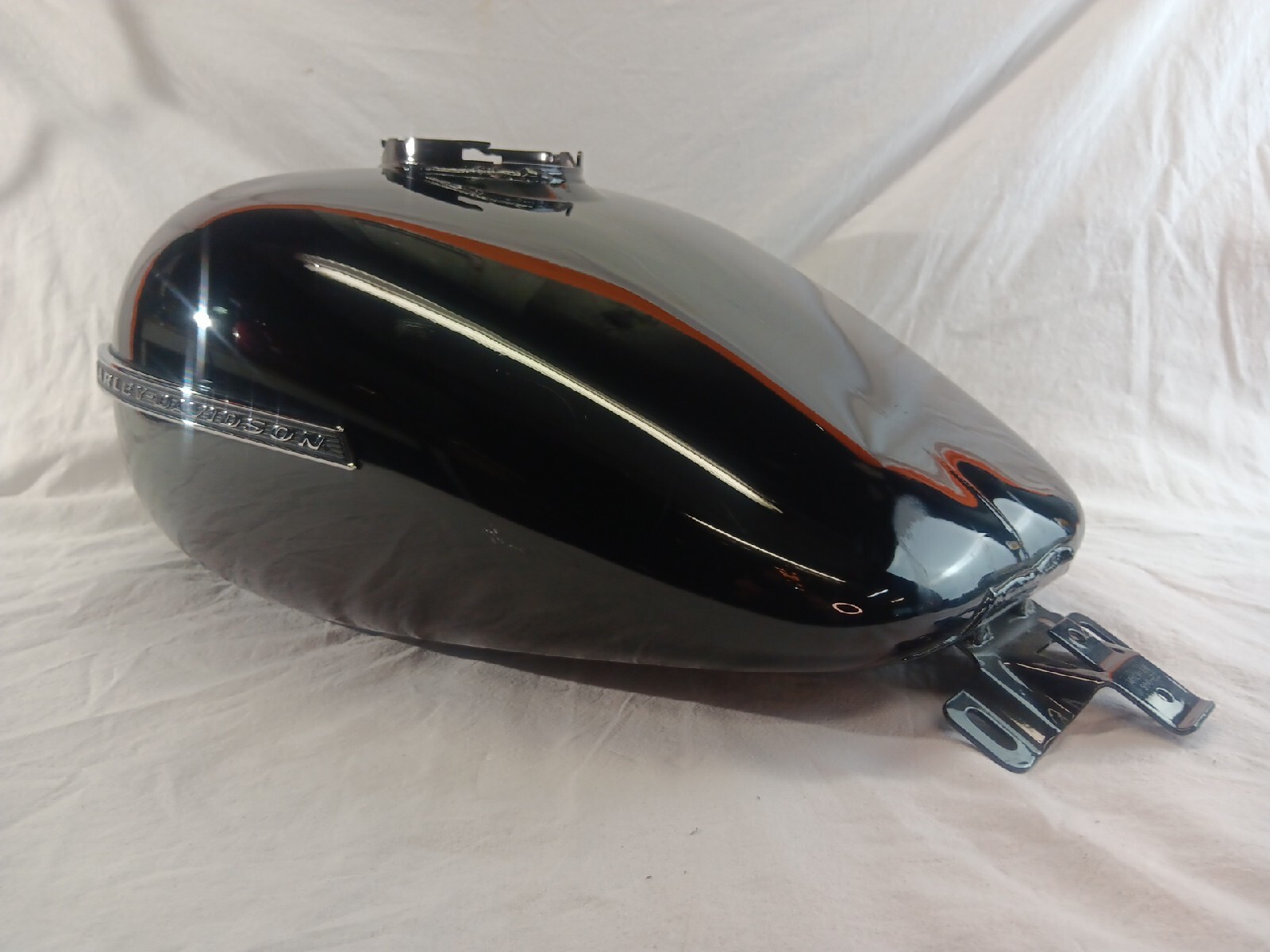HARLEY DAVIDSON GENUINE 08 – LATER TOURING GAS FUEL TANK 61356-08