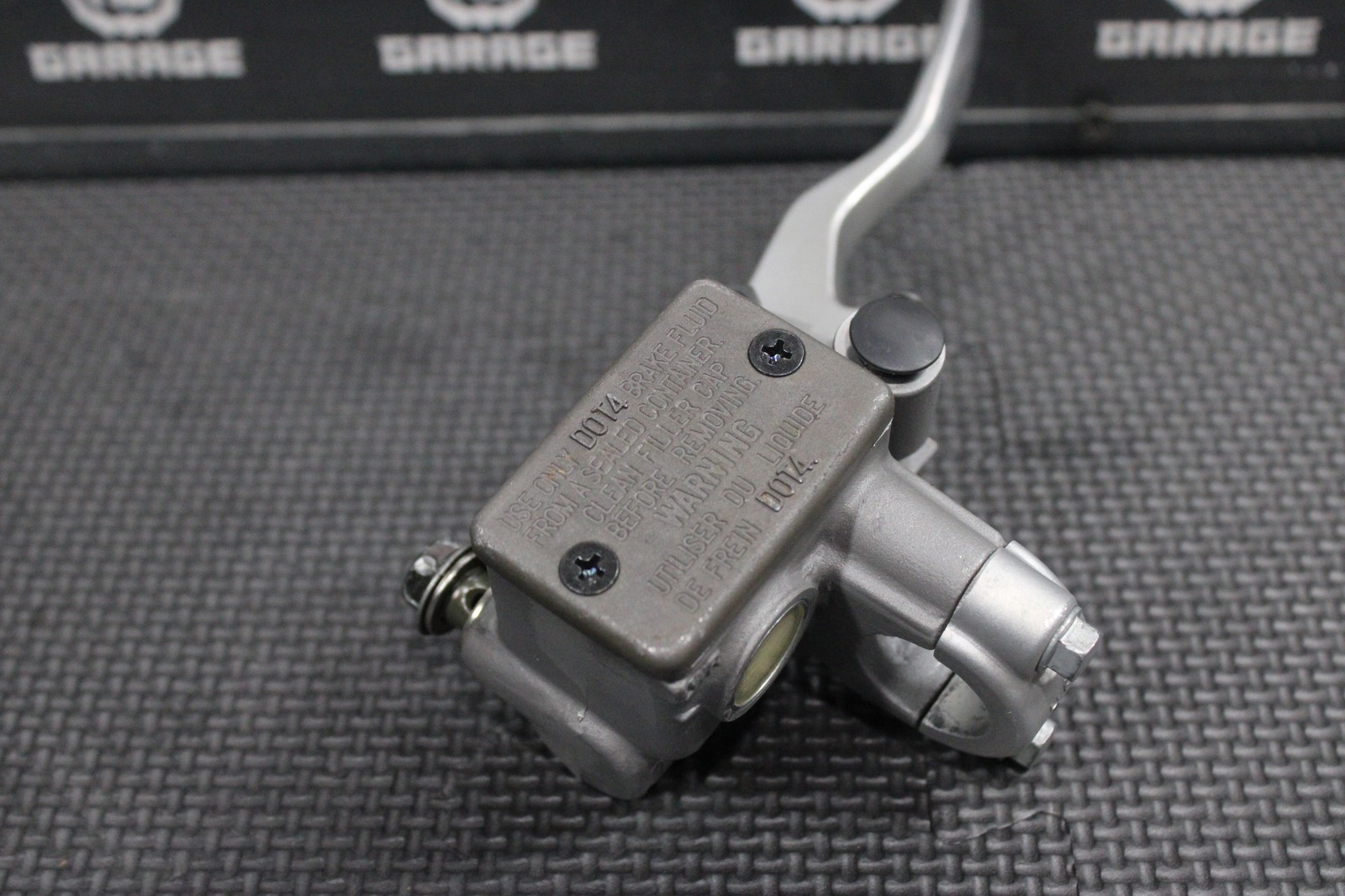 1998 SUZUKI RMX250 OEM NISSIN FRONT BRAKE MASTER CYLINDER W/ LEVER