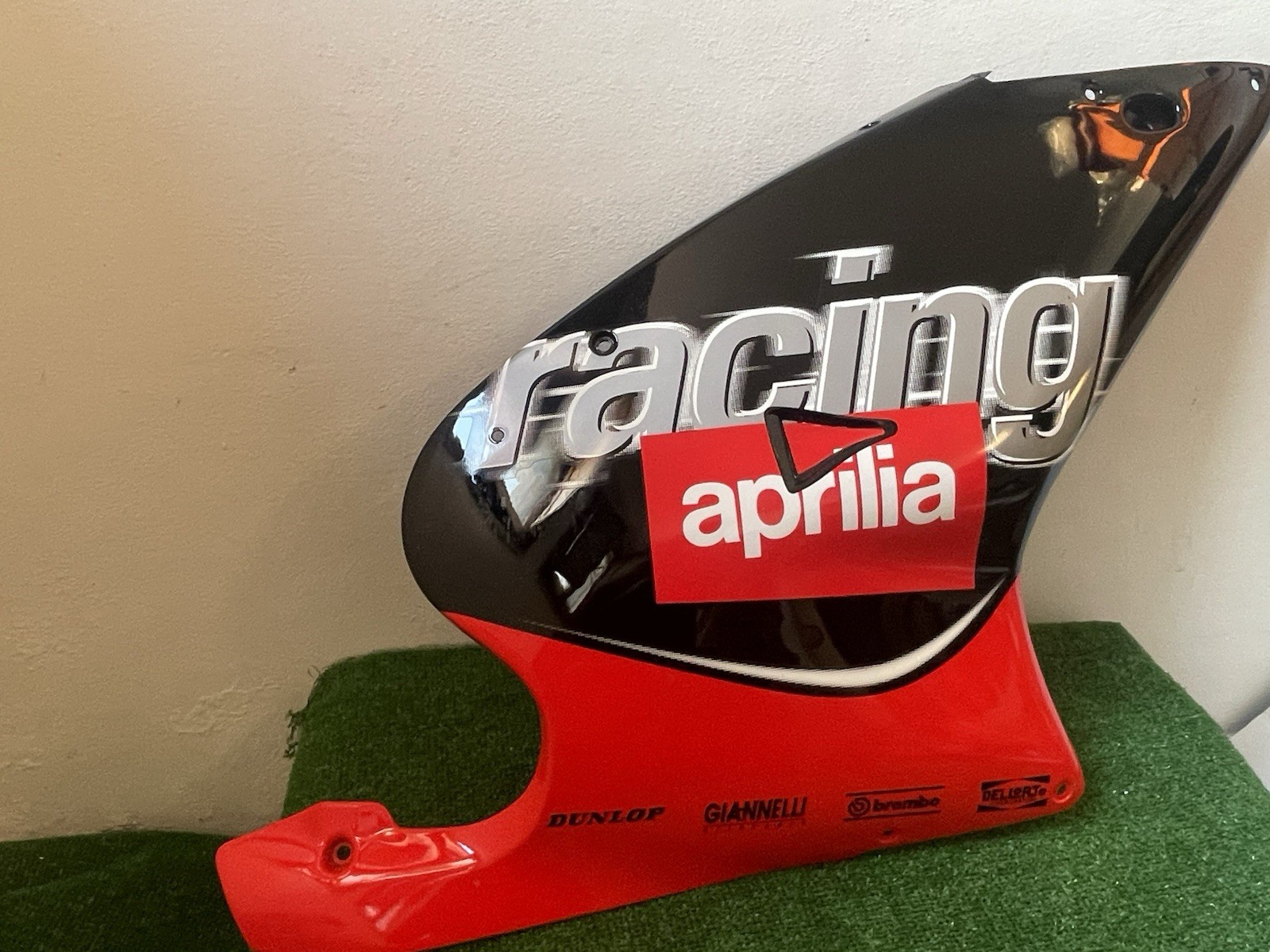 ORIGINAL APRILIA RS50 1999-2005 RIGHT SIDE FAIRING