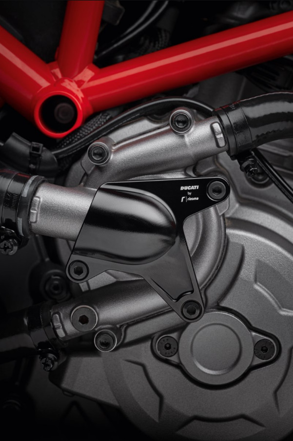 Ducati Billet aluminium water pump cover. 950 hypermotard