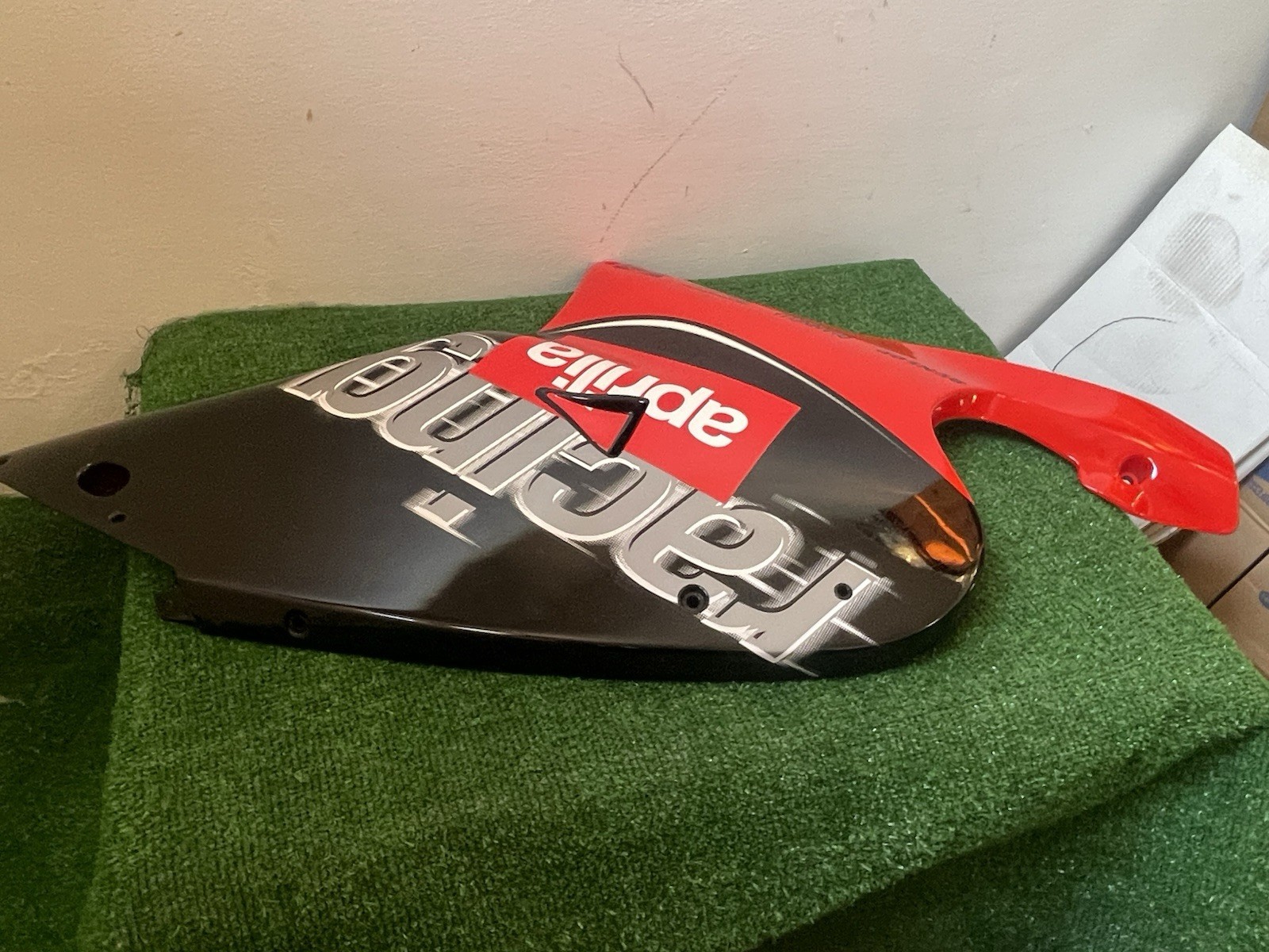 ORIGINAL APRILIA RS50 1999-2005 RIGHT SIDE FAIRING