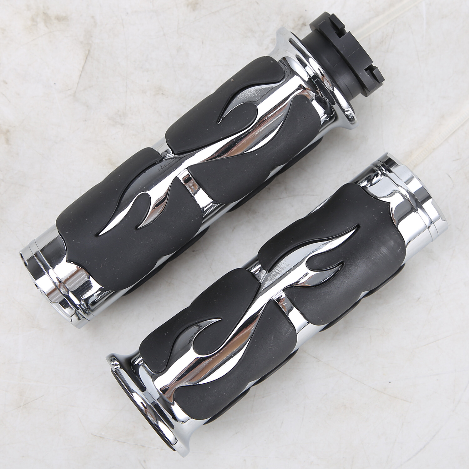 For Harley Street Glide Road King Softail 1″ Handle Bar Hand Grips Motor Bike